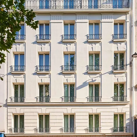 Hotel Ibis Sacré Coeur 18ème 4*