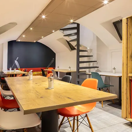 Hotel Ibis Maine Montparnasse Paris