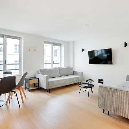 Cosy Ac Your Oasis Of Comfort Paris