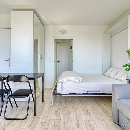 4 People Accord Arena Bercy Apartment