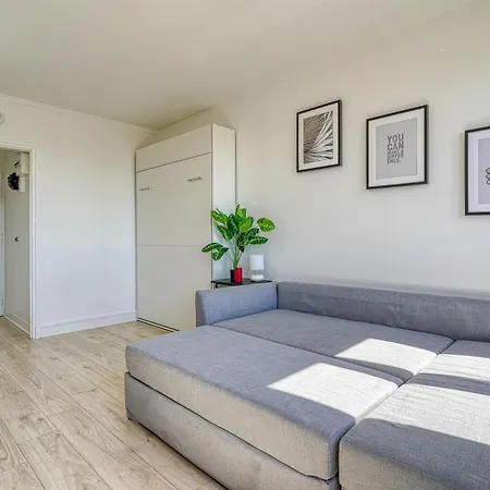 Apartment 4 People Accord Arena Bercy *