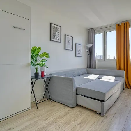 Apartment 4 People Accord Arena Bercy