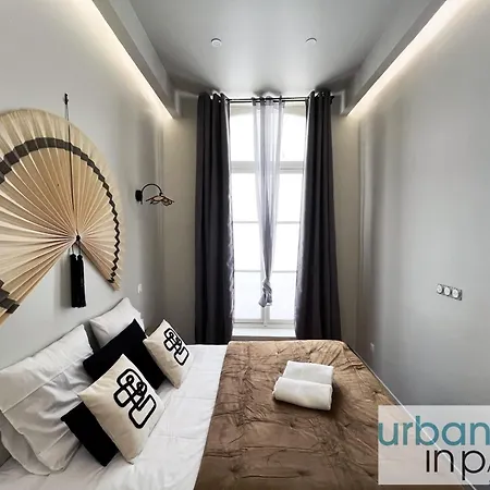 Urban Flat 188 - Sublime 4 Bedroom In