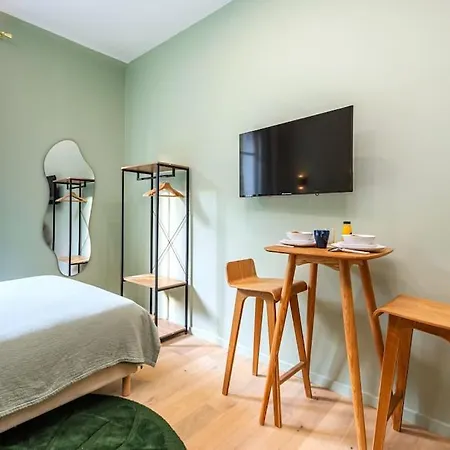 Apartment 3 Personnes Proche Champs Elysees *