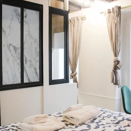 Charming 2-room In The Heart Of Apartment *