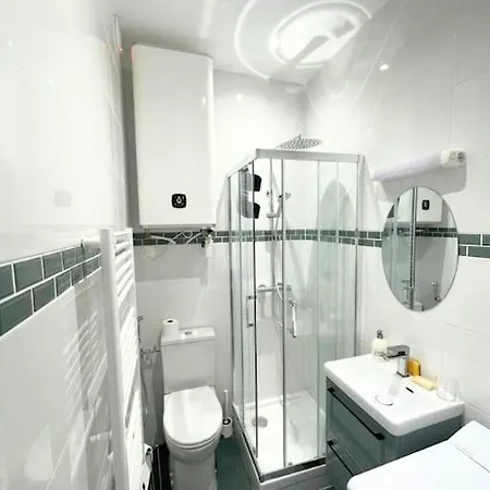 F2 - 13eme Apartamento