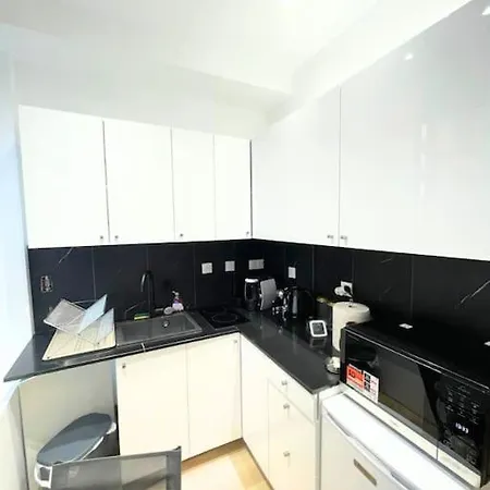 F2 - 13eme Apartamento *