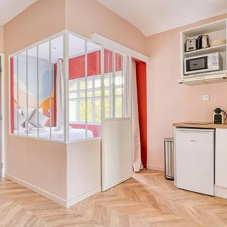 Proche Parc Monceau Pereire -iii Apartment *