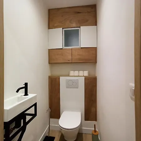 Rue Du Faubourg St Honore #1 - 8 Apartment Paris