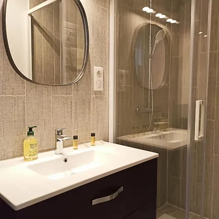 Rue Du Faubourg St Honore #1 - 8 Apartment Paris