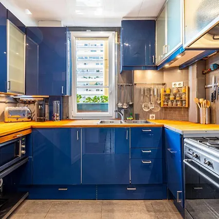 Guestready -logement Accueillant Proche Montmartre Paris