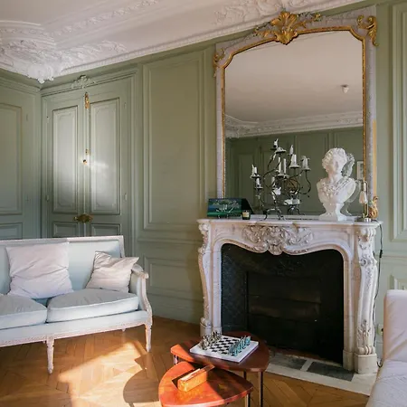 Apartment Typical Haussmannien With Eiffel Tower View - Bm68 Paris