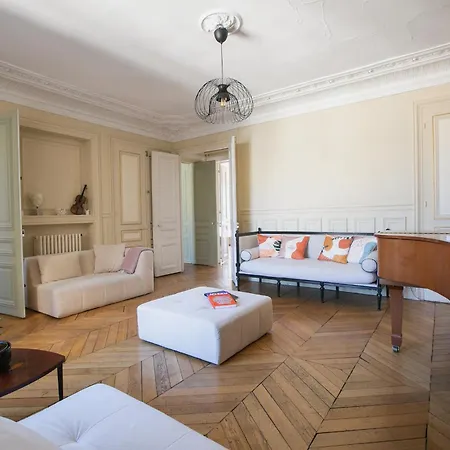 Apartment Typical Haussmannien With Eiffel Tower View - Bm68 Paris