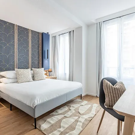 Le Bastille By Sweett Hotel
