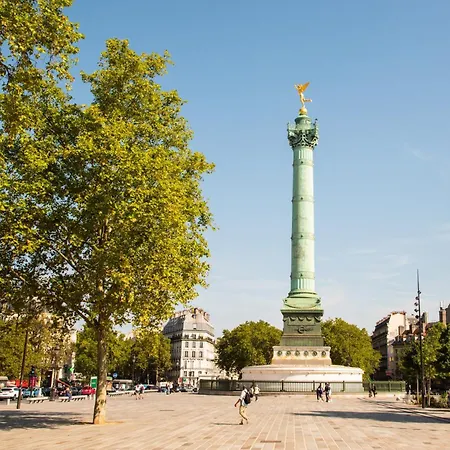Le Bastille By Sweett Hotel