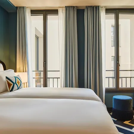 Hotel Ibis Sacré Coeur 18ème 4*