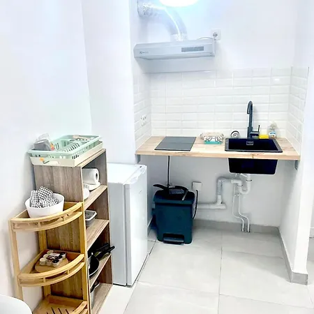Le Petit Canotier Apartment Paris