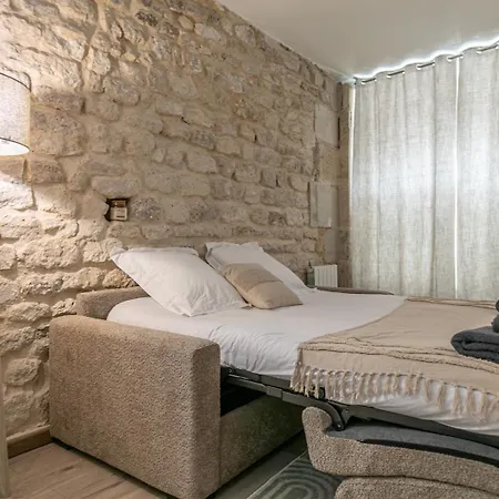 Cosy 20e Apartment Paris