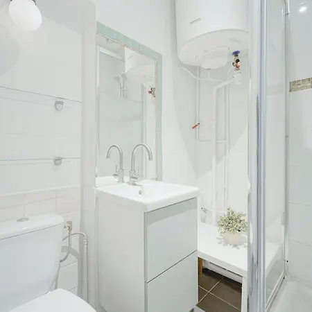 Apartment Amelie In Hidden Gem Montmartre