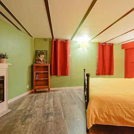 Apartment Amelie In Hidden Gem Montmartre Paris
