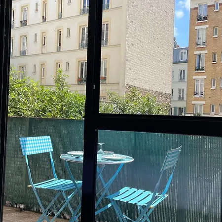 Avec Balcon, 5 Personnes Apartment