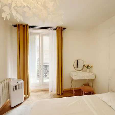 Apartment De Luxe Juste A Cote Des Champs-elysees