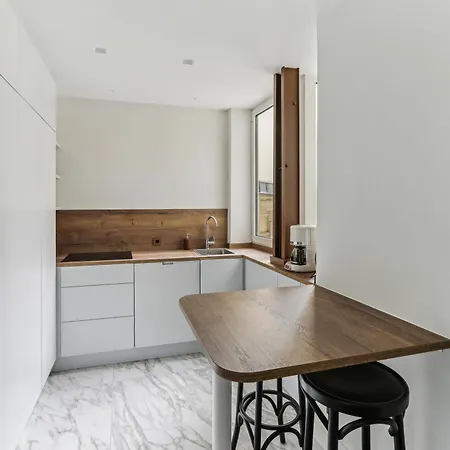 Le Magnifique Tour Eiffel Apartment