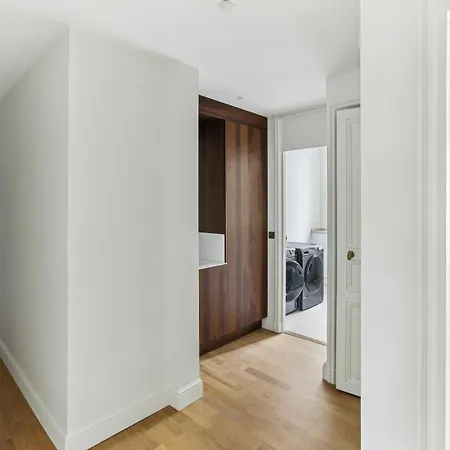 Le Magnifique Tour Eiffel Apartment