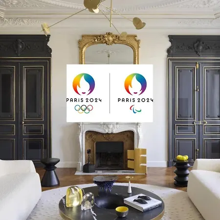 Avenue Des Champs-elysees, D'exception Apartment