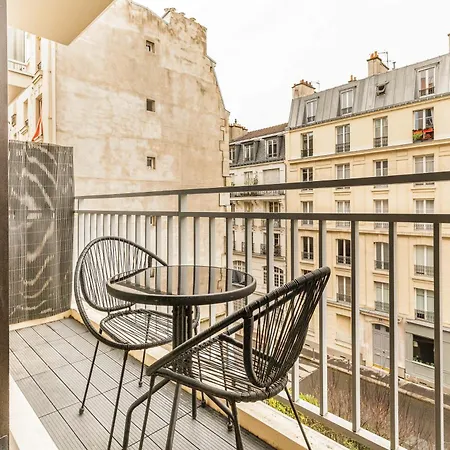 Du 12eme, Parking Gratuit Et Metro Paris