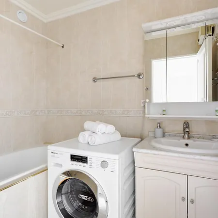 Elegance Parisienne, Vue Luxueuse Imprenable
