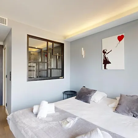 Bluestay 54 - Superbe A * Paris