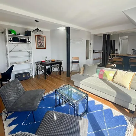 Artiste Apartment Paris