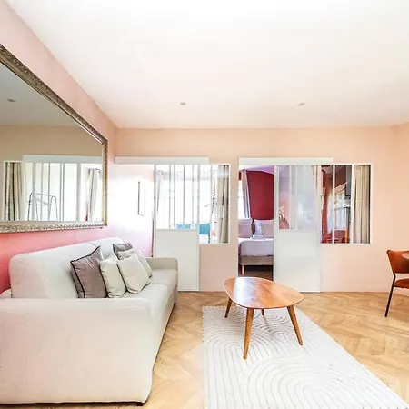 Apartment Superbe Rose Pour 6 Avec Sauna Paris