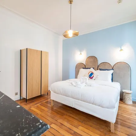 Aparthotel Hotelhome 16 3*