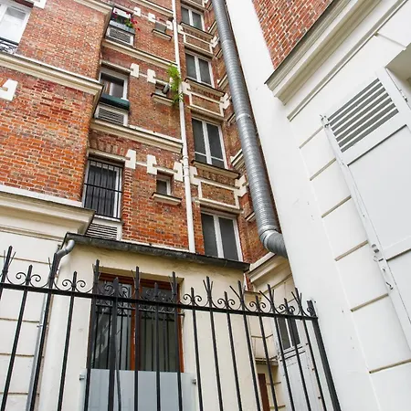 Charming Studio With Patio Passerelle Paris