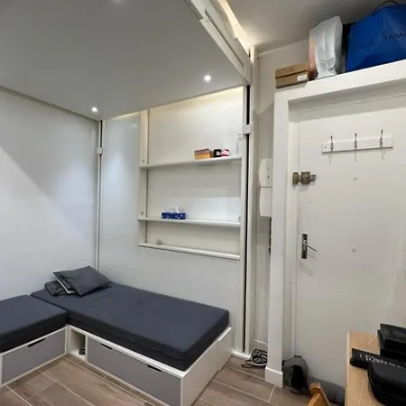 Flexliving - - Gerard * Parigi