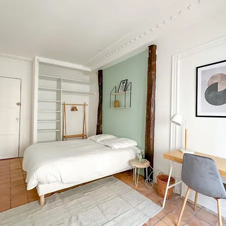 Flexliving - Whole Flat - Echiquier Apartment *