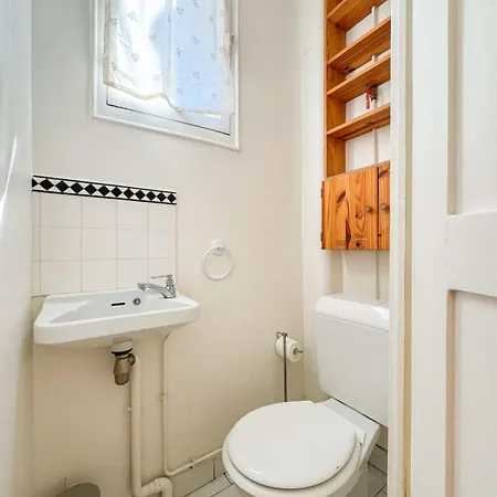 Flexliving - Whole Flat - Bausset Apartment *