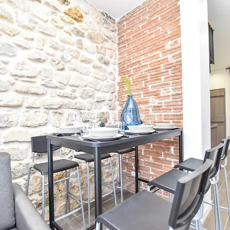 Family - 4br - 10p - Menilmontant Apartment Paris