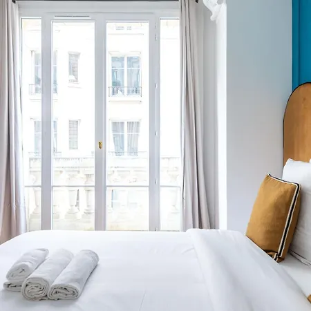 Aparthotel Hotelhome 16 3*