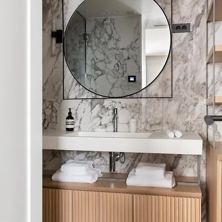 Highstay - Luxury Serviced - Tuileries Garden Parigi