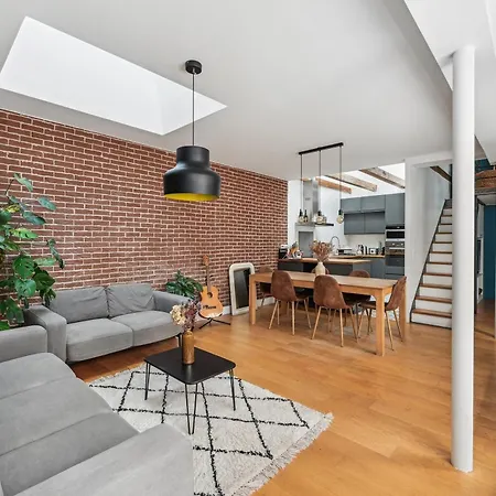 Apartment Grandeur Cachee Du 15e - Avec Parking *