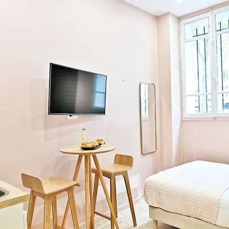 Apartment Petit Confortable & Tranquille 17eme