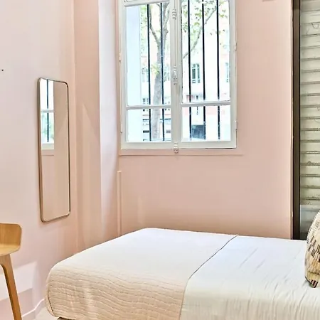 Apartment Petit Confortable & Tranquille 17eme