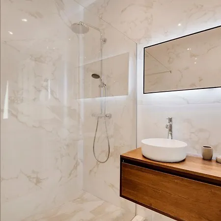 Central-coeur De Apartment Paris