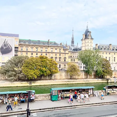 Apartamento Charmant Paris, Vue Notre-dame *