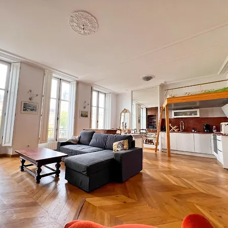 Apartment Charmant Paris, Vue Notre-dame