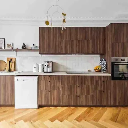Design In Le Marais Apartment *