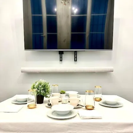 Appt Renove Proche Montmartre Gare Du Nord Et Est * Paris